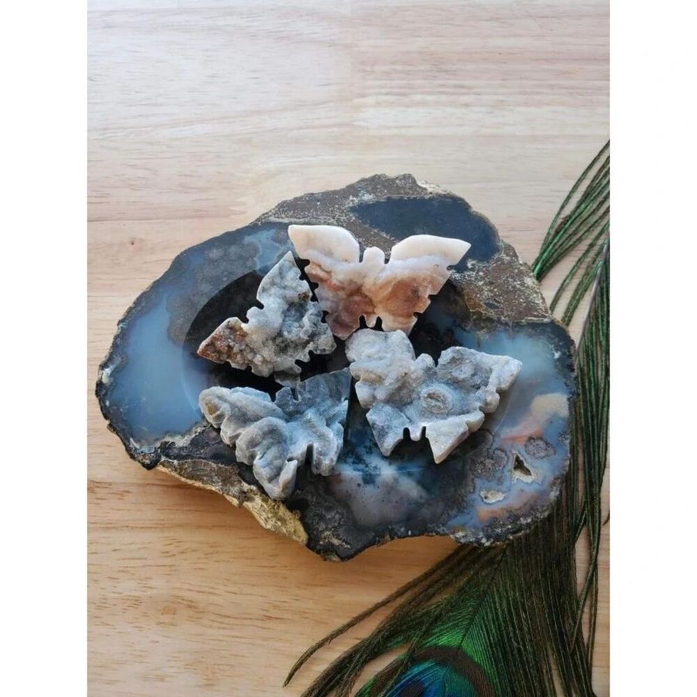 natural chalcedony druzy buttrryfly